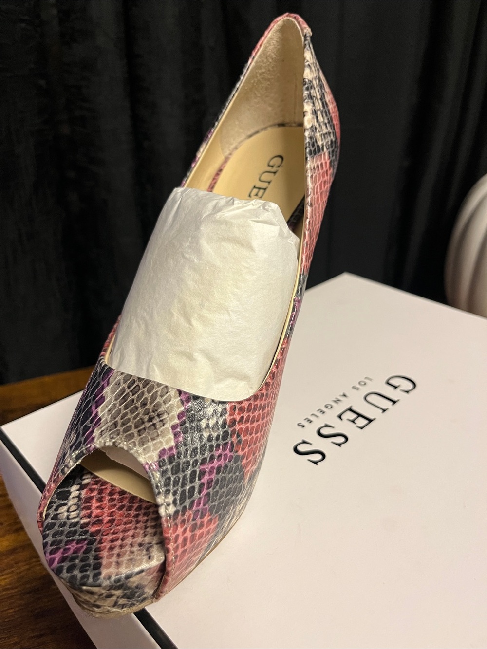 Guess Multicolor Pink Snake-Print Peep-Toe Pump